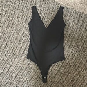 Reoria Black V-Neck Bodysuit